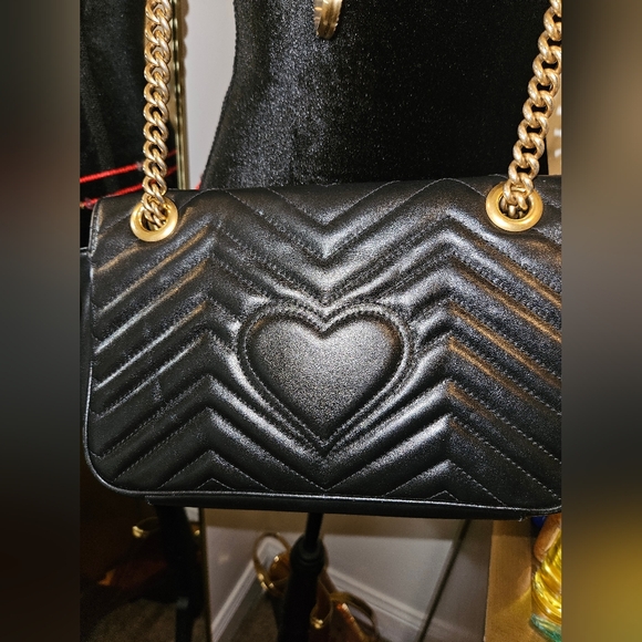 ~SOLD~Gucci GG Marmont Black Leather Shoulder Bag. - Picture 2 of 12